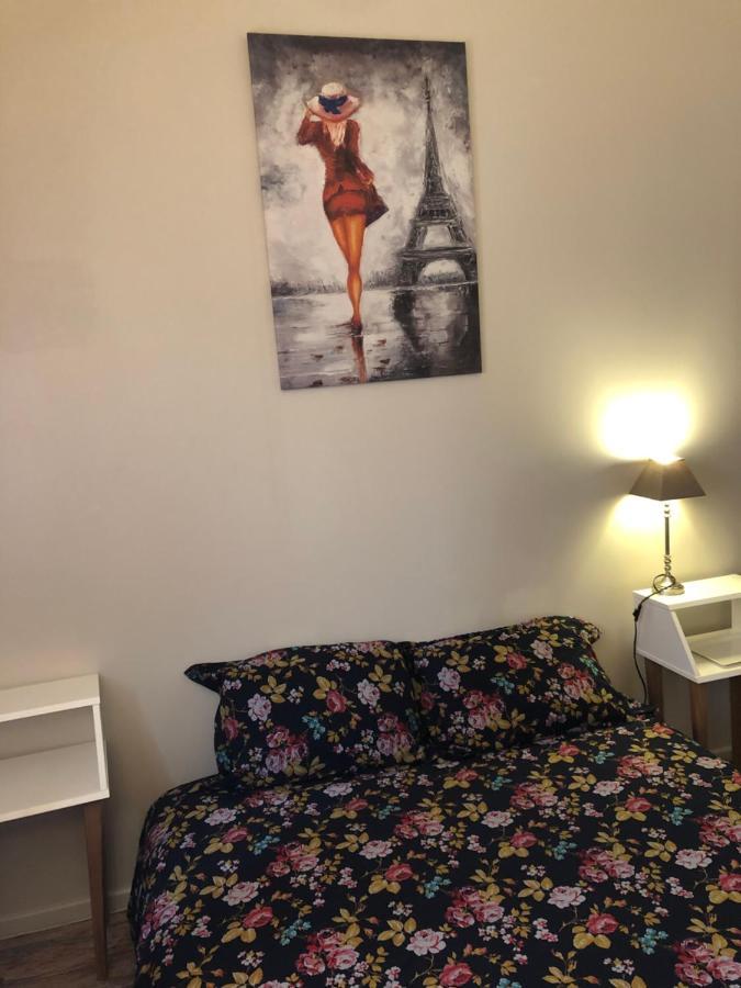 B&B Du Clos Menil Asnières Buitenkant foto
