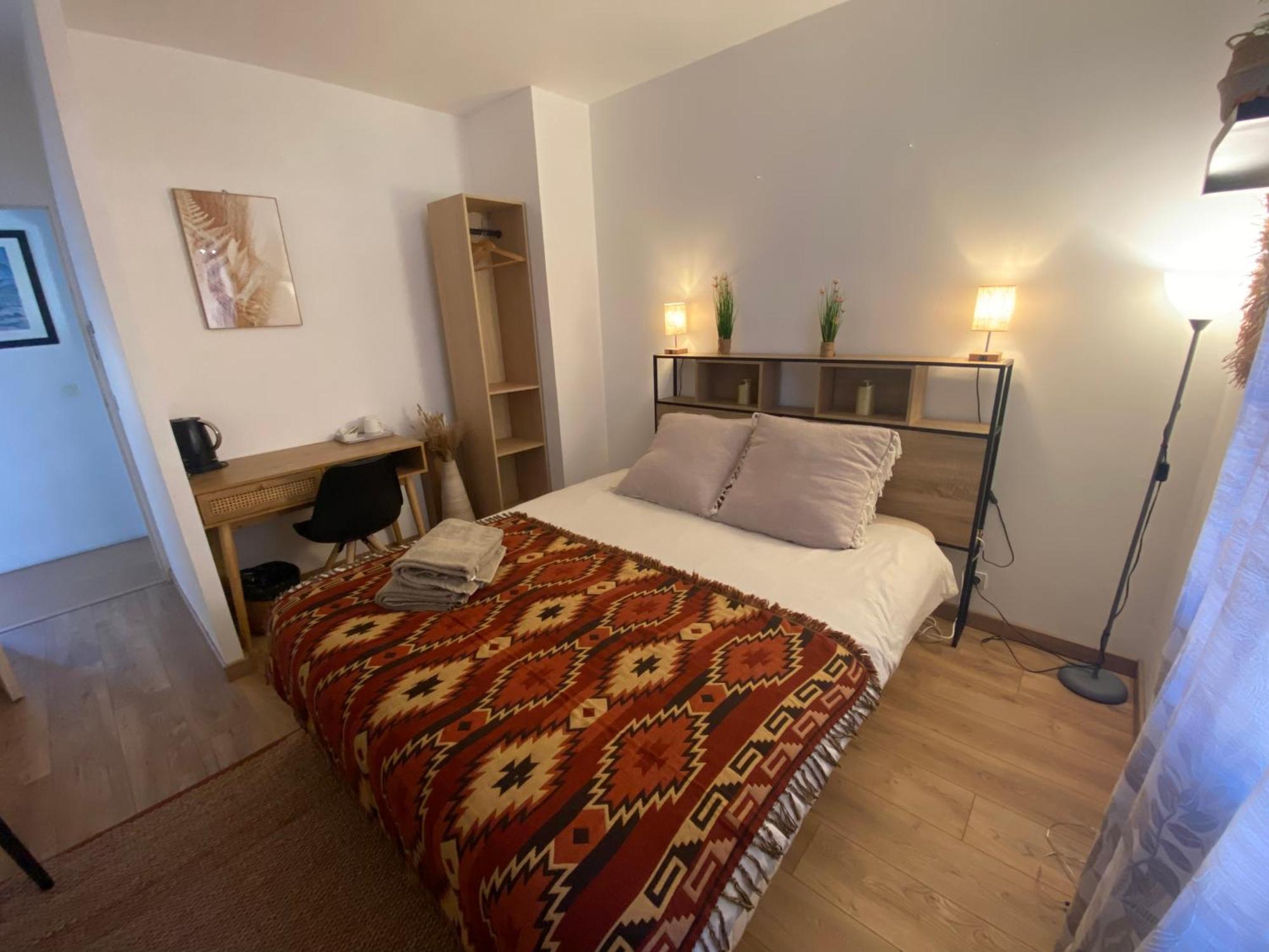 B&B Du Clos Menil Asnières Buitenkant foto
